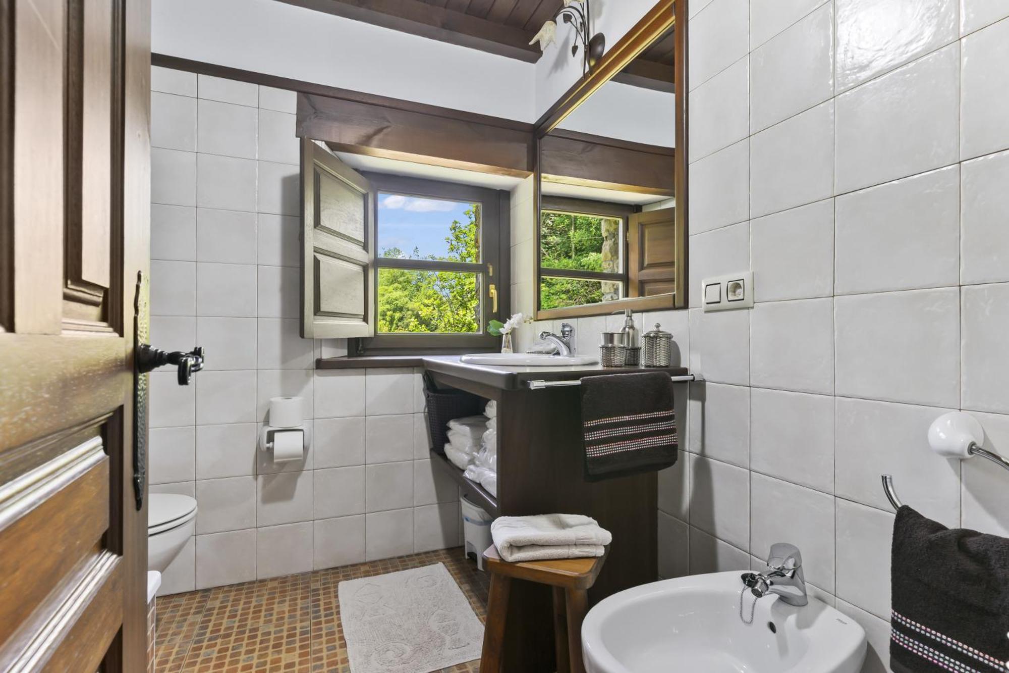 Casa De Aldea La Venta Los Probes Llanes Buitenkant foto